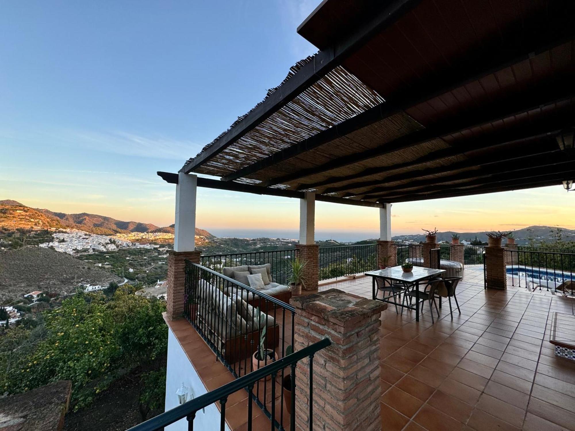 Villa En Frigiliana Con Piscina, Jacuzzi Y Espectaculares Vistas 외부 사진