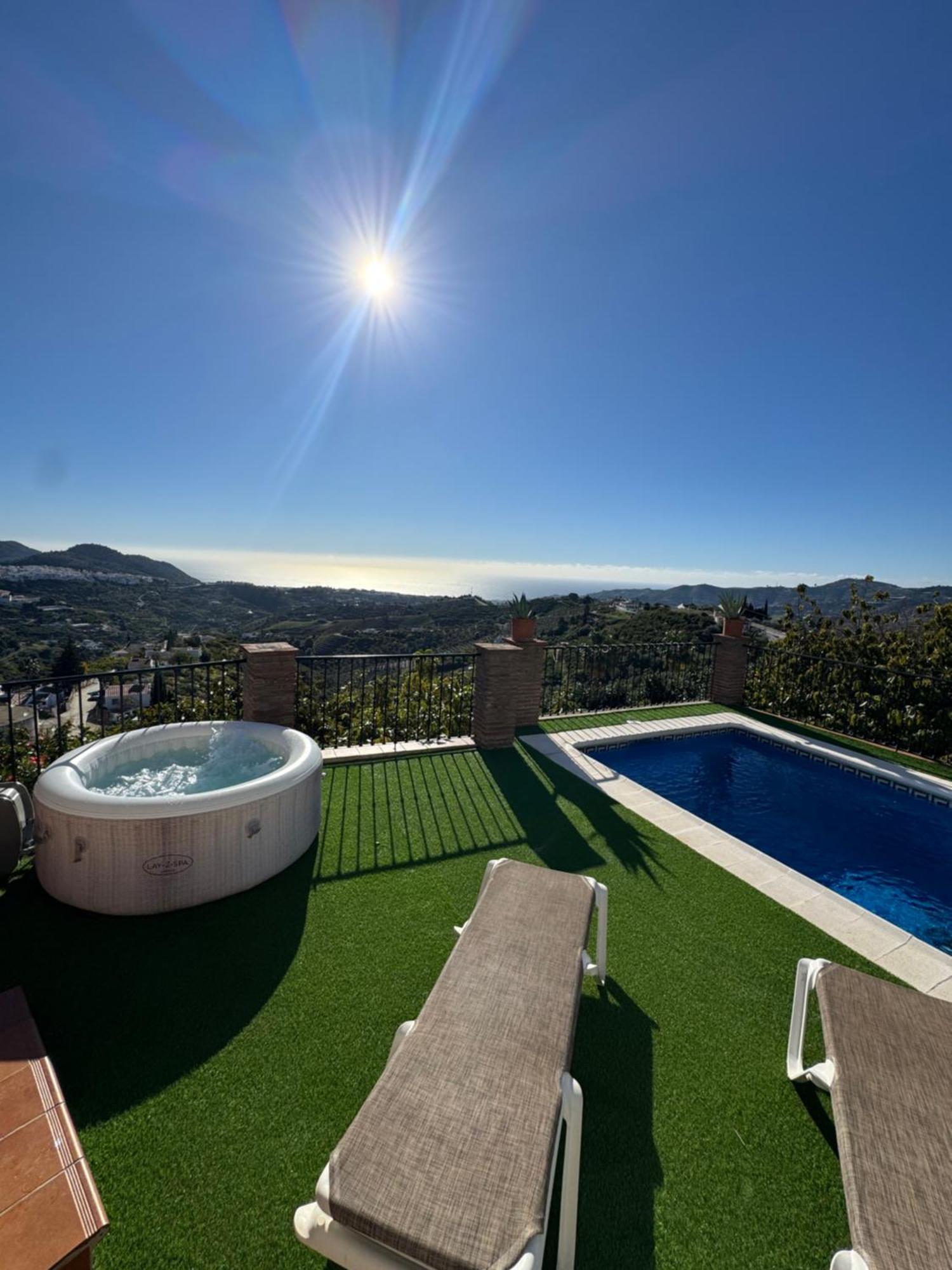 Villa En Frigiliana Con Piscina, Jacuzzi Y Espectaculares Vistas 외부 사진
